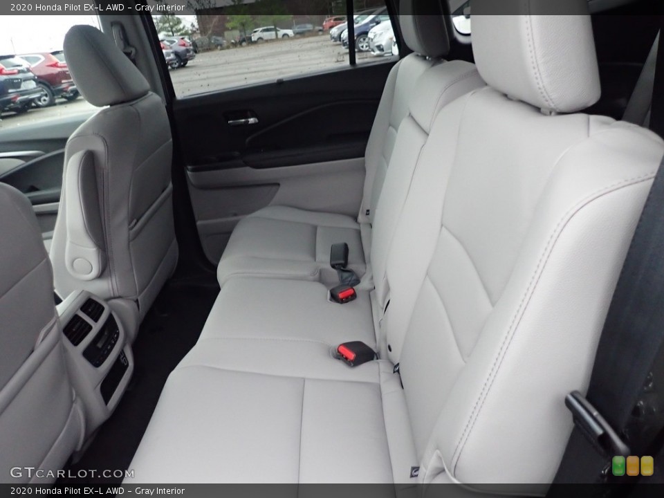 Gray Interior Rear Seat for the 2020 Honda Pilot EX-L AWD #136236377