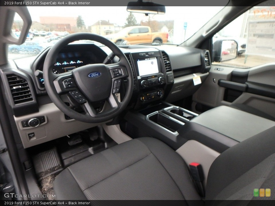 Black Interior Photo for the 2019 Ford F150 STX SuperCab 4x4 #136236824