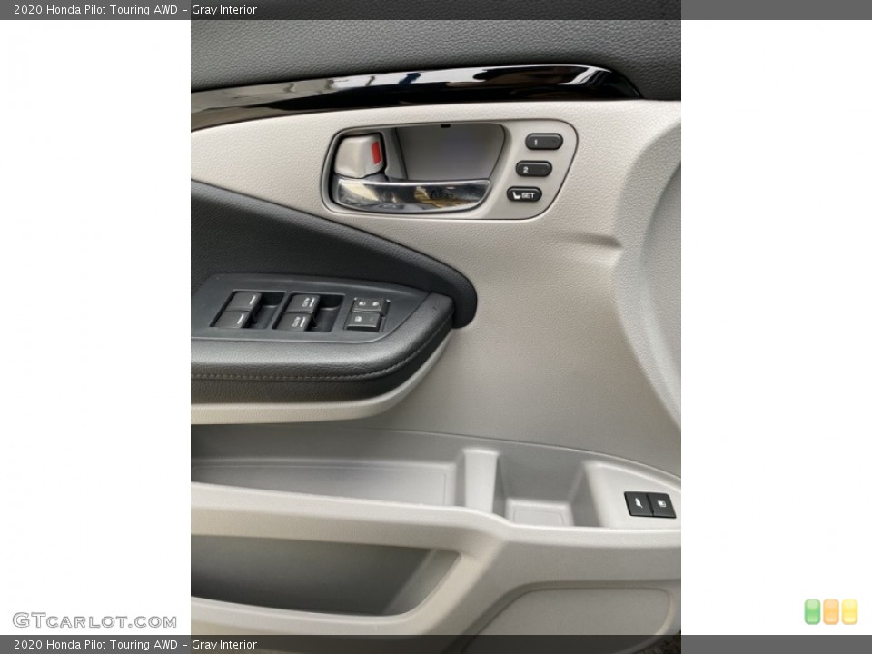 Gray Interior Controls for the 2020 Honda Pilot Touring AWD #136287536