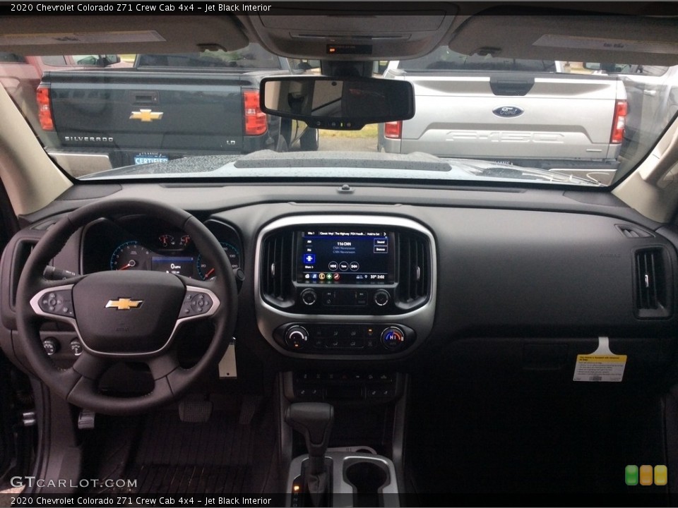 Jet Black Interior Dashboard for the 2020 Chevrolet Colorado Z71 Crew Cab 4x4 #136293530