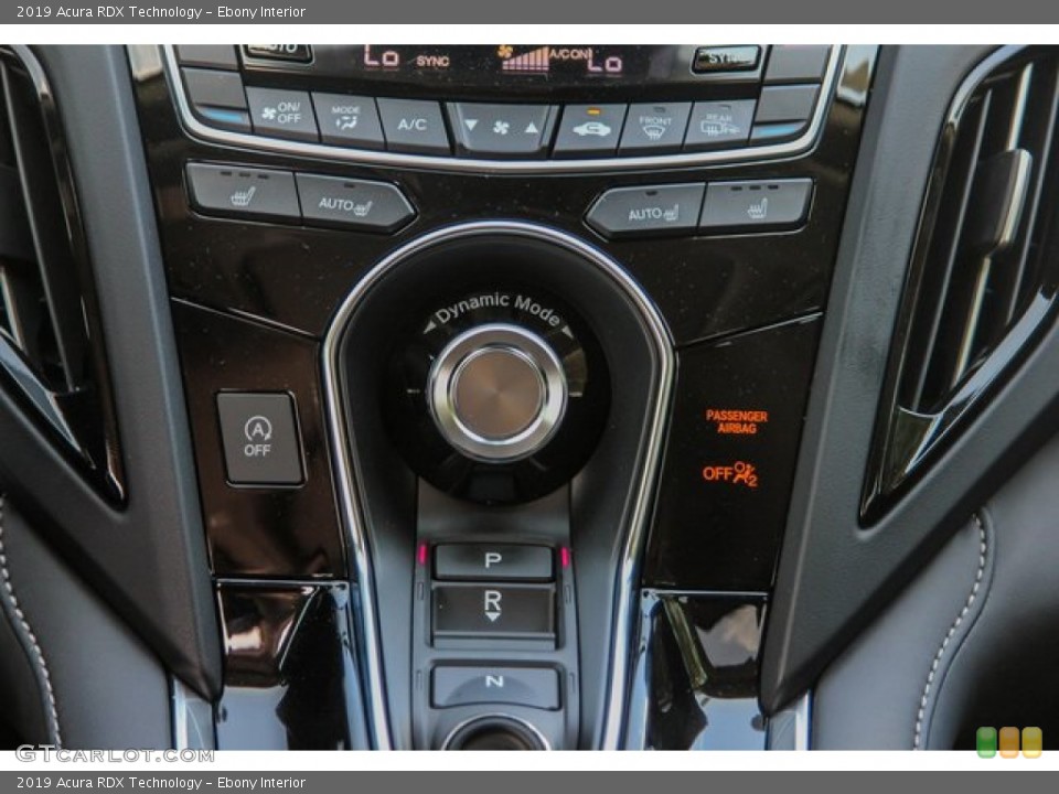 Ebony Interior Controls for the 2019 Acura RDX Technology #136296158