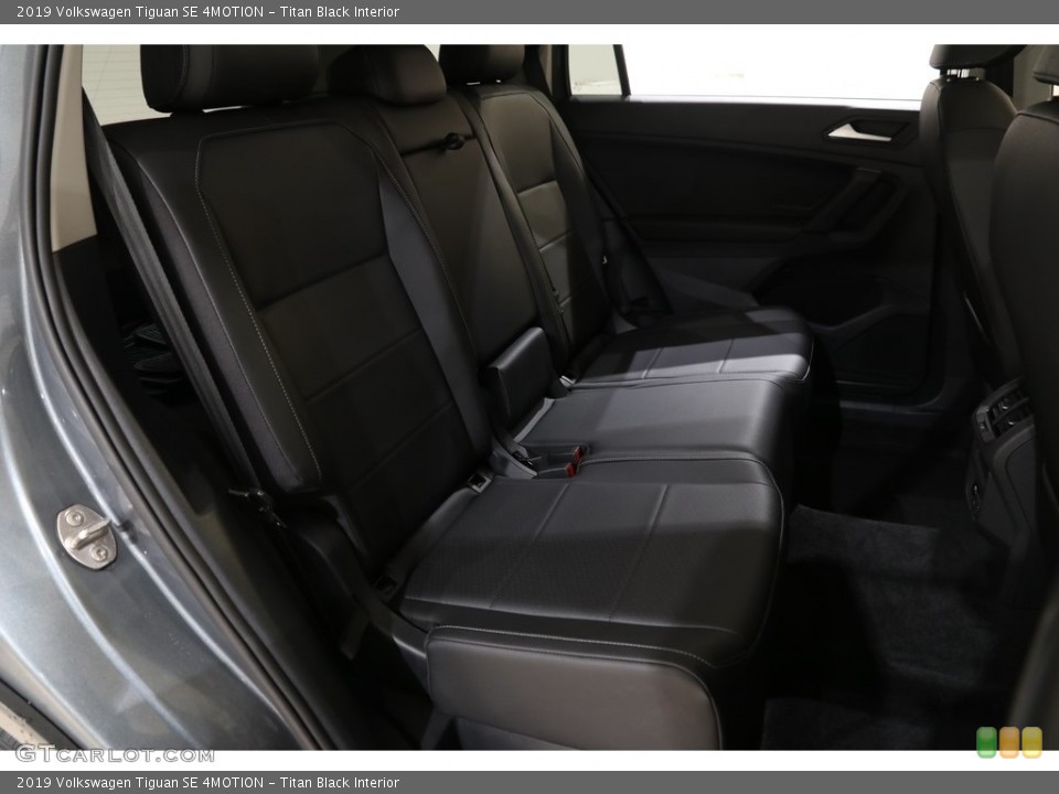 Titan Black Interior Rear Seat for the 2019 Volkswagen Tiguan SE 4MOTION #136297367