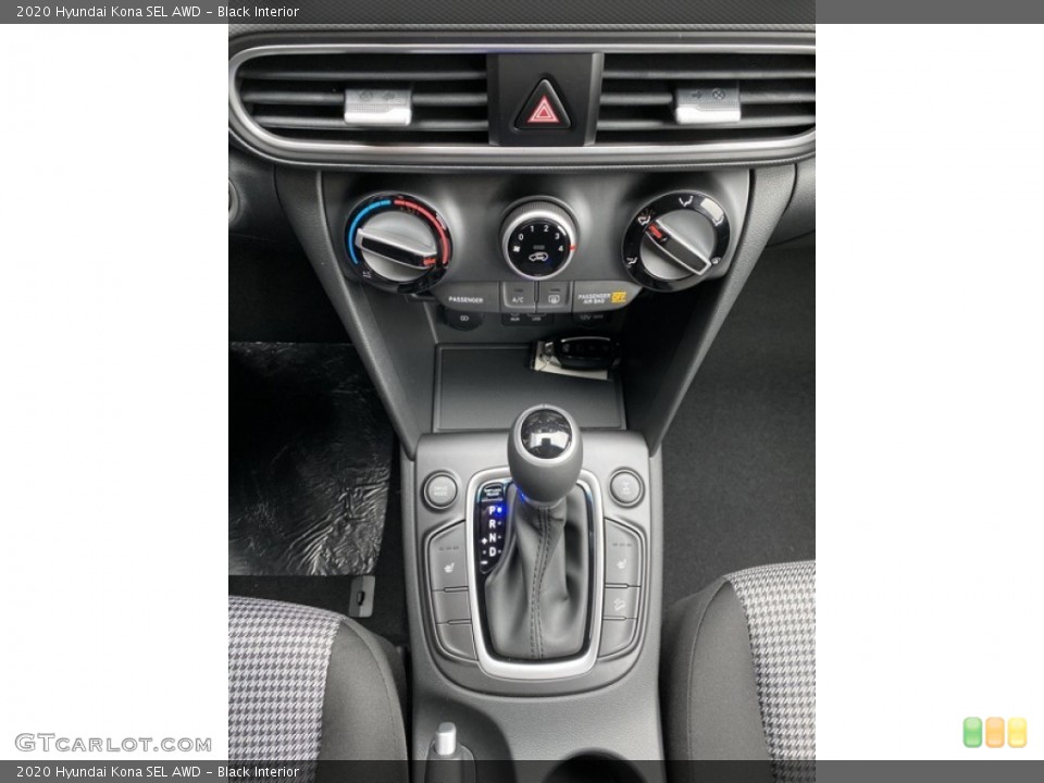 Black Interior Controls for the 2020 Hyundai Kona SEL AWD #136299095
