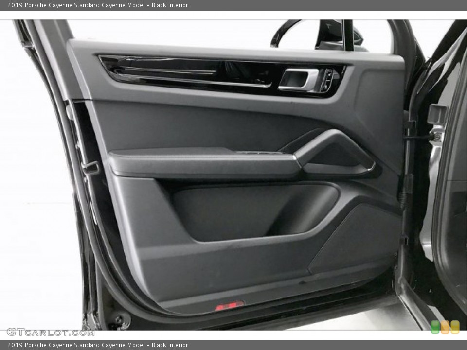 Black Interior Door Panel for the 2019 Porsche Cayenne  #136319060