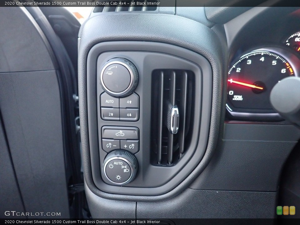 Jet Black Interior Controls for the 2020 Chevrolet Silverado 1500 Custom Trail Boss Double Cab 4x4 #136337447