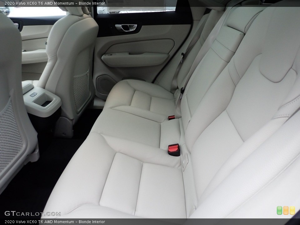 Blonde Interior Rear Seat for the 2020 Volvo XC60 T6 AWD Momentum #136339100