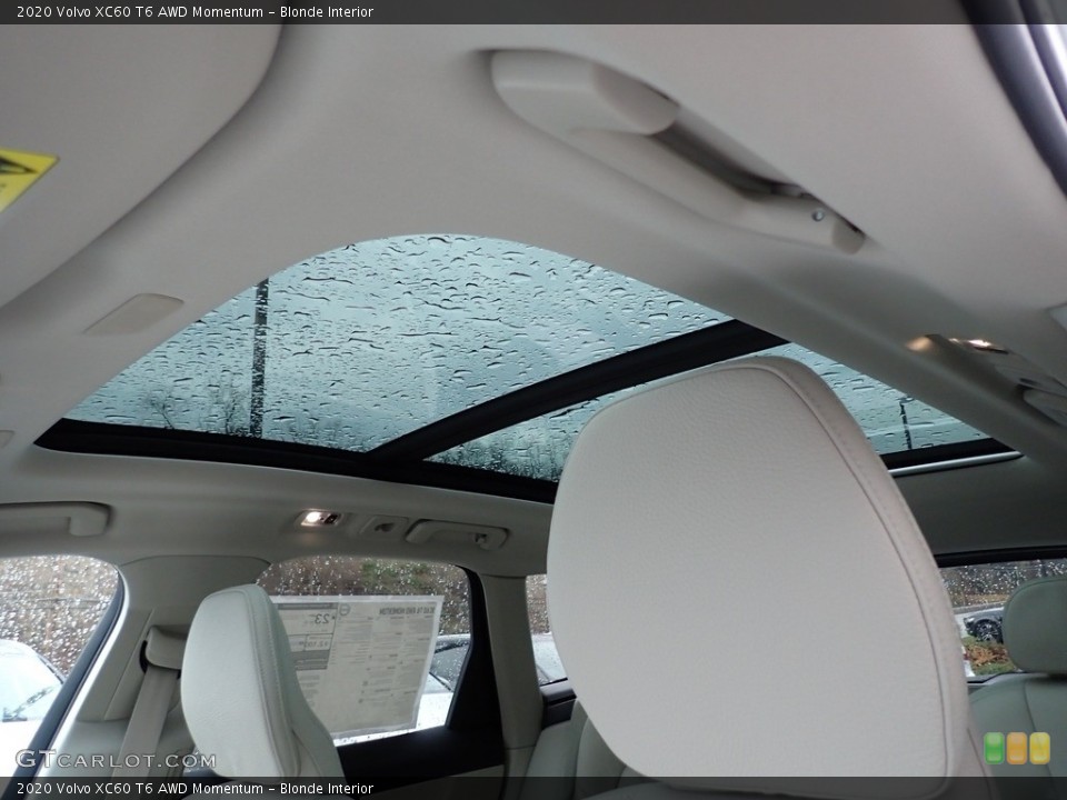 Blonde Interior Sunroof for the 2020 Volvo XC60 T6 AWD Momentum #136339160