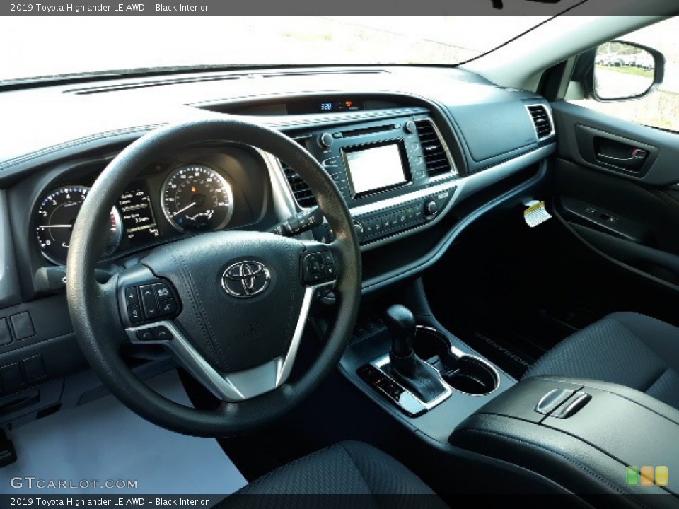Black Interior Dashboard for the 2019 Toyota Highlander LE AWD #136352336