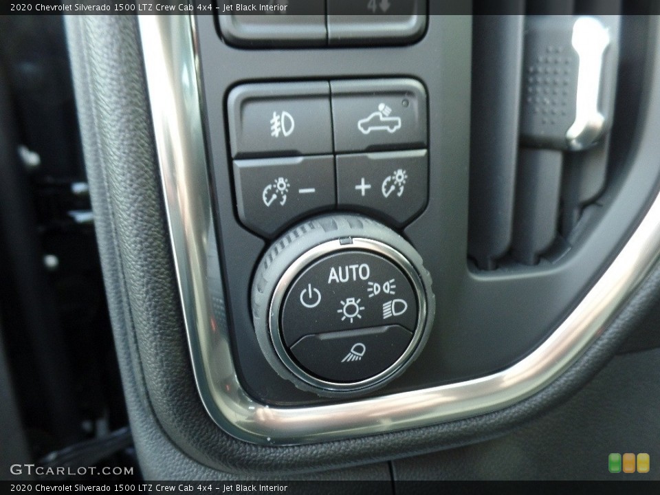 Jet Black Interior Controls for the 2020 Chevrolet Silverado 1500 LTZ Crew Cab 4x4 #136368490