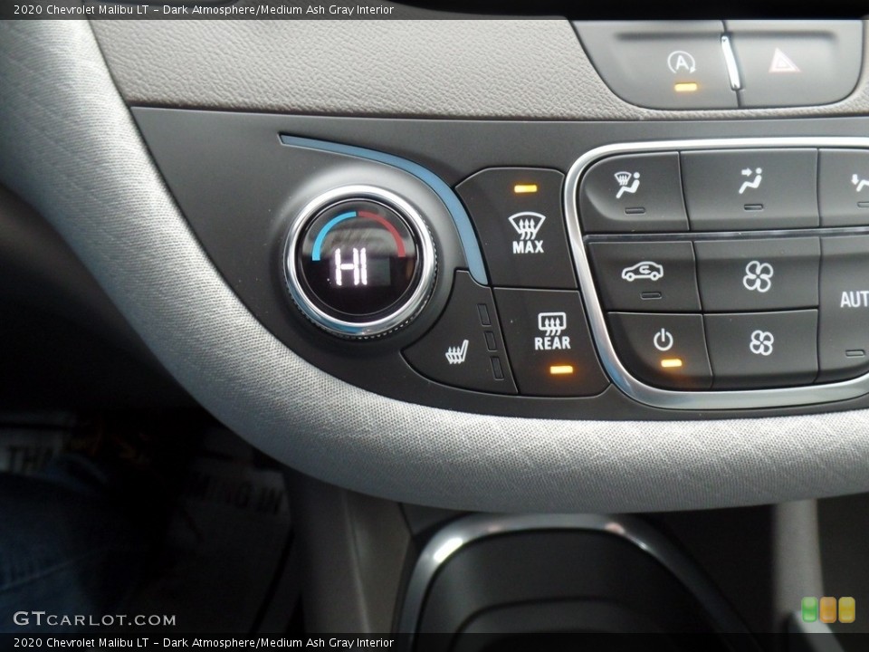 Dark Atmosphere/Medium Ash Gray Interior Controls for the 2020 Chevrolet Malibu LT #136386883
