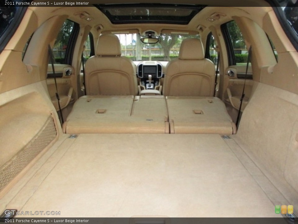 Luxor Beige Interior Trunk for the 2011 Porsche Cayenne S #136416679