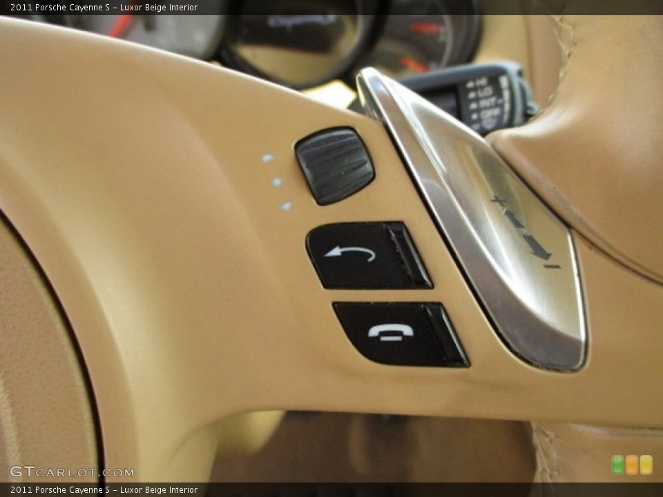 Luxor Beige Interior Steering Wheel for the 2011 Porsche Cayenne S #136416924