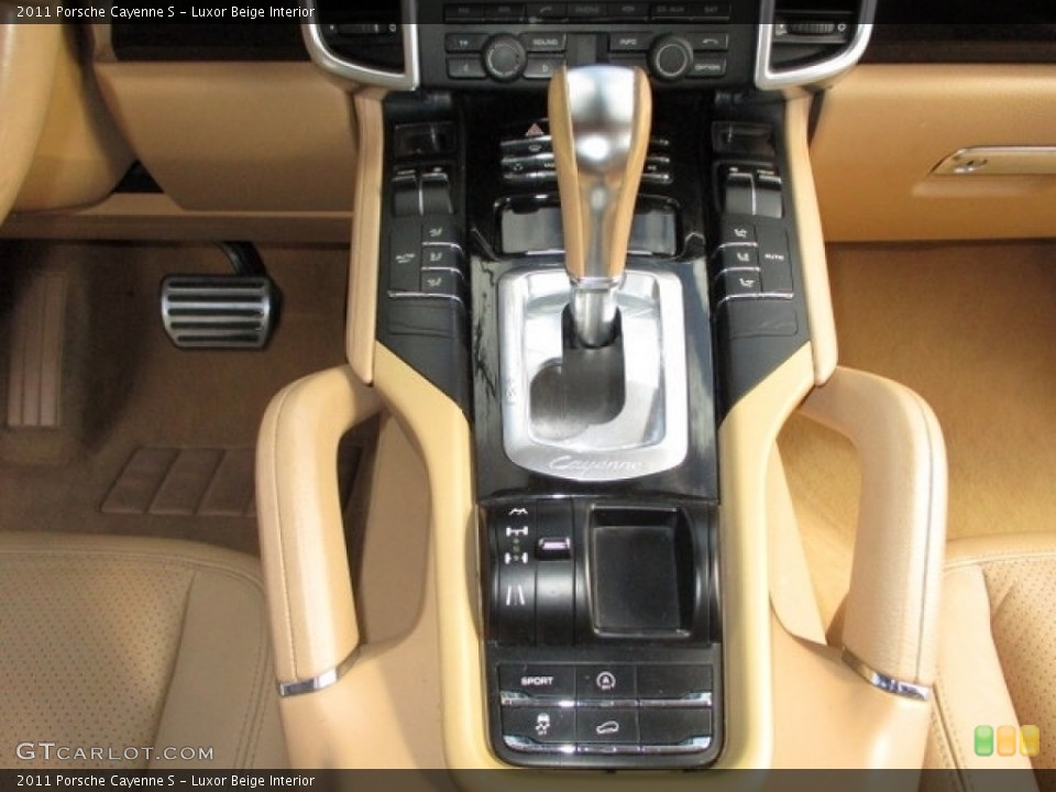 Luxor Beige Interior Transmission for the 2011 Porsche Cayenne S #136417072