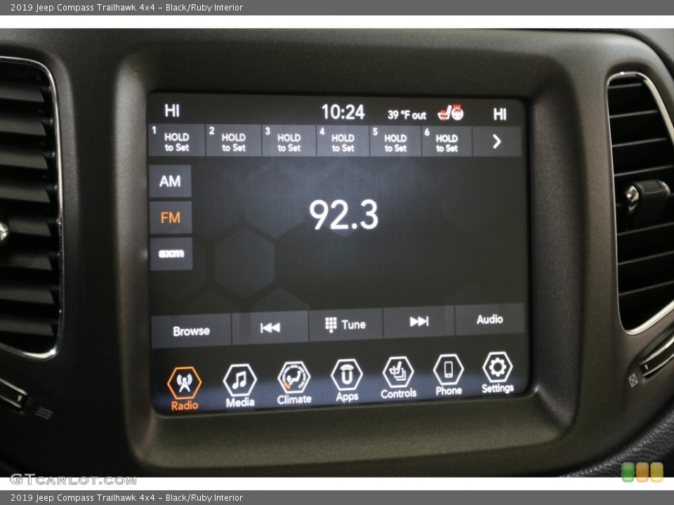 Black/Ruby Interior Controls for the 2019 Jeep Compass Trailhawk 4x4 #136446808