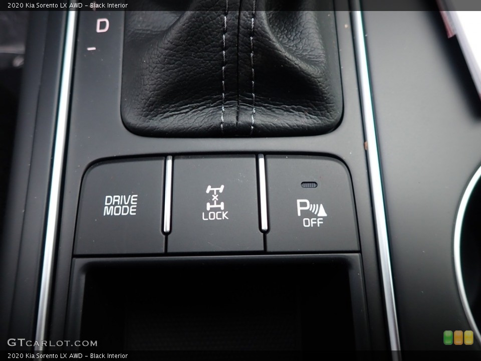 Black Interior Controls for the 2020 Kia Sorento LX AWD #136452114