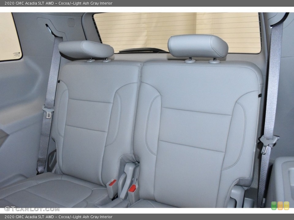 Cocoa/­Light Ash Gray Interior Rear Seat for the 2020 GMC Acadia SLT AWD #136490062