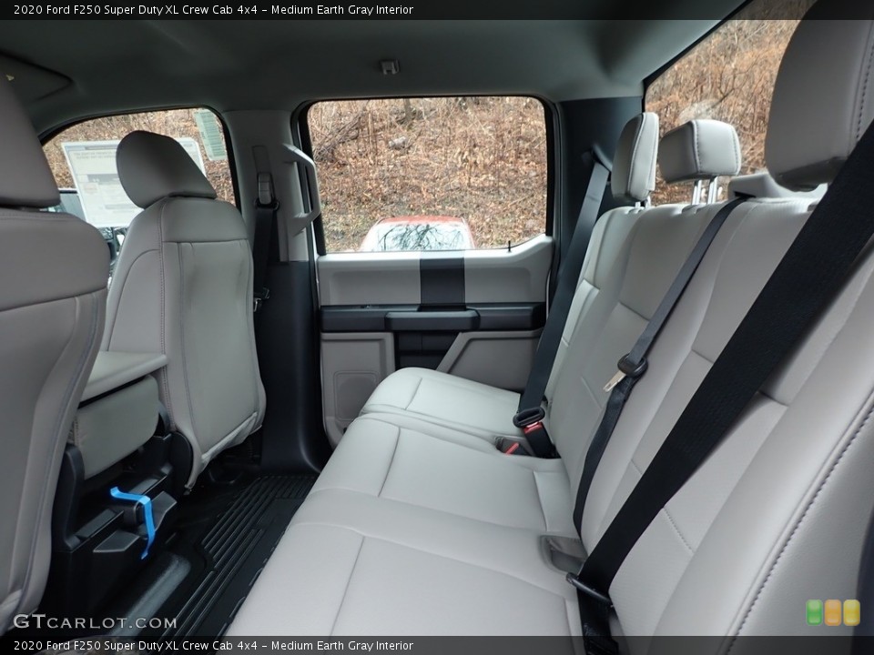 Medium Earth Gray Interior Rear Seat for the 2020 Ford F250 Super Duty XL Crew Cab 4x4 #136500802
