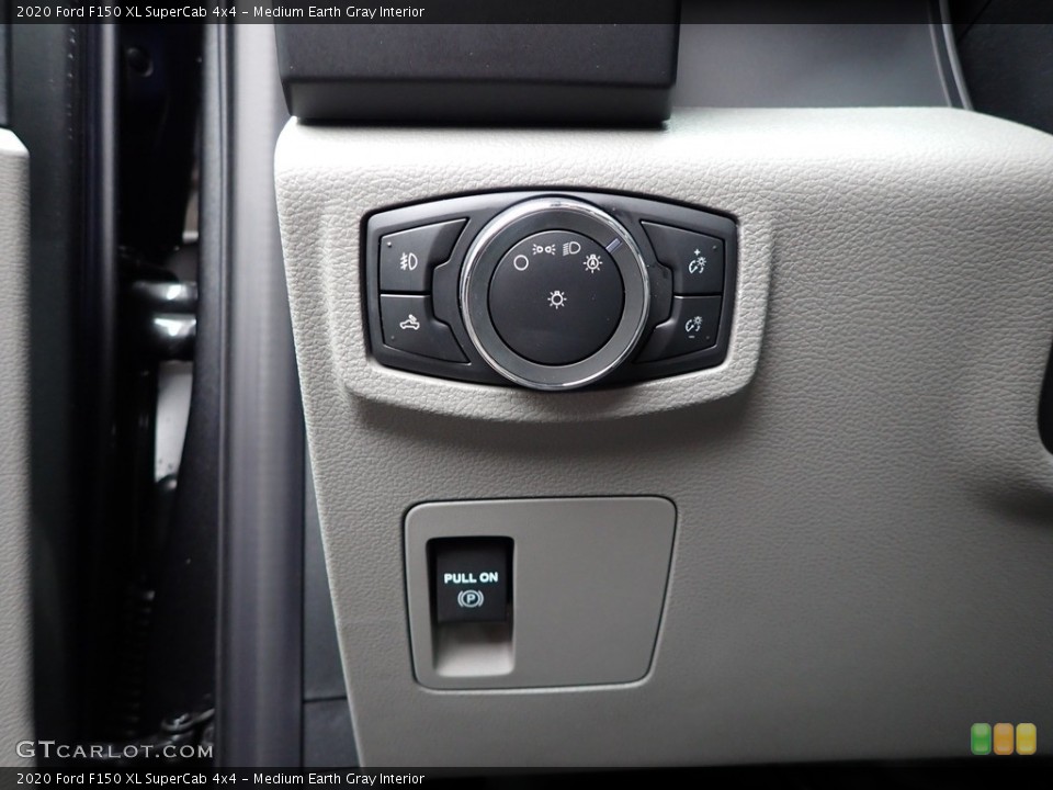 Medium Earth Gray Interior Controls for the 2020 Ford F150 XL SuperCab 4x4 #136501789