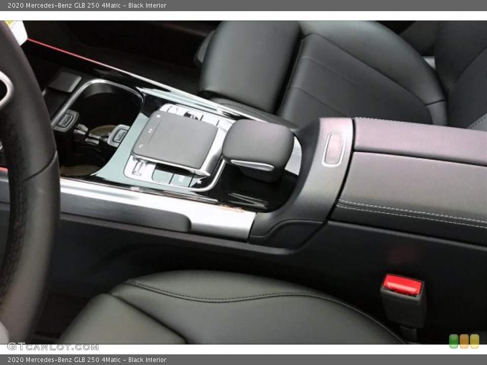 Black Interior Controls for the 2020 Mercedes-Benz GLB 250 4Matic #136519489