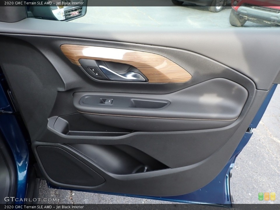 Jet Black Interior Door Panel for the 2020 GMC Terrain SLE AWD #136546236