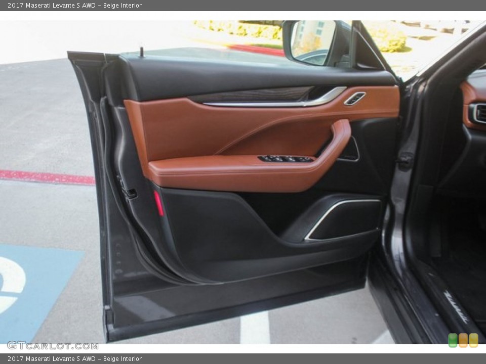 Beige Interior Door Panel for the 2017 Maserati Levante S AWD #136553447