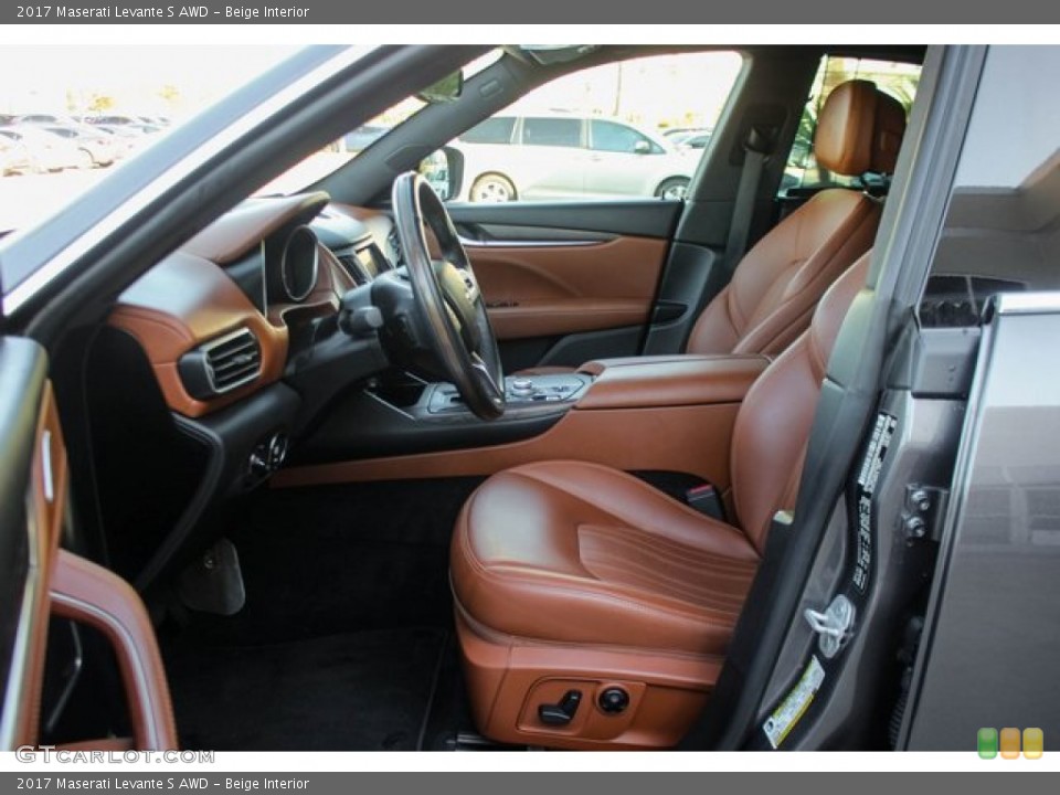 Beige Interior Photo for the 2017 Maserati Levante S AWD #136553465