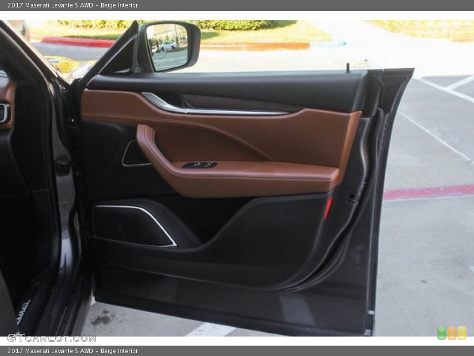 Beige Interior Door Panel for the 2017 Maserati Levante S AWD #136553576