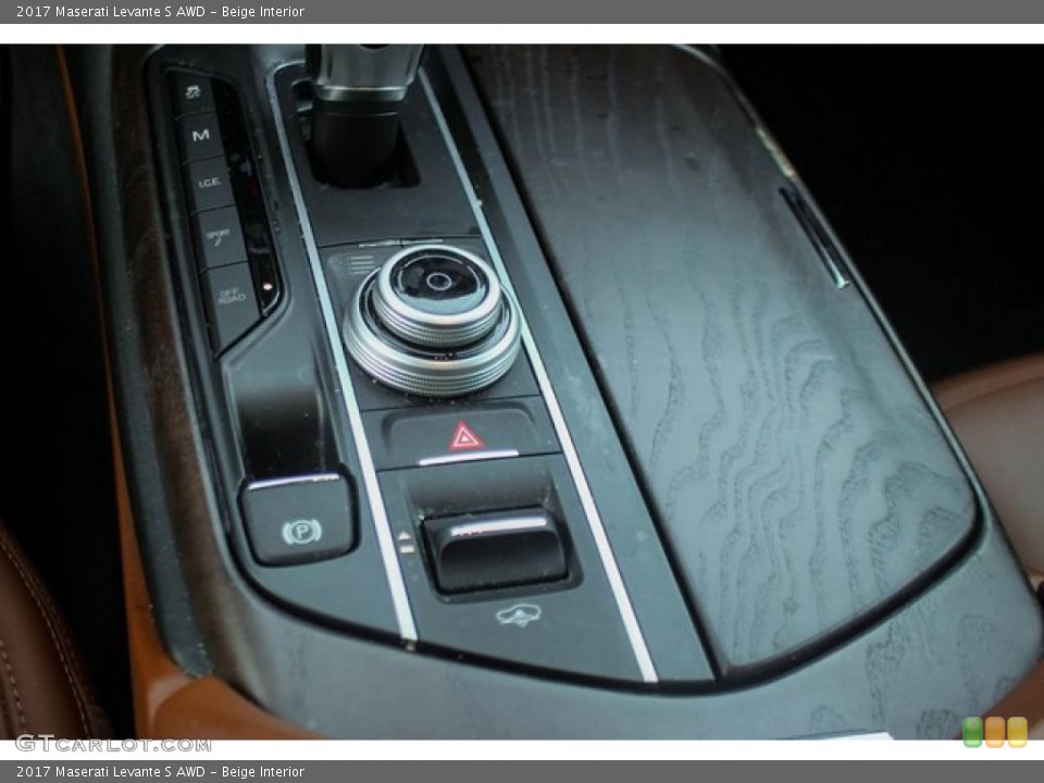 Beige Interior Controls for the 2017 Maserati Levante S AWD #136553813