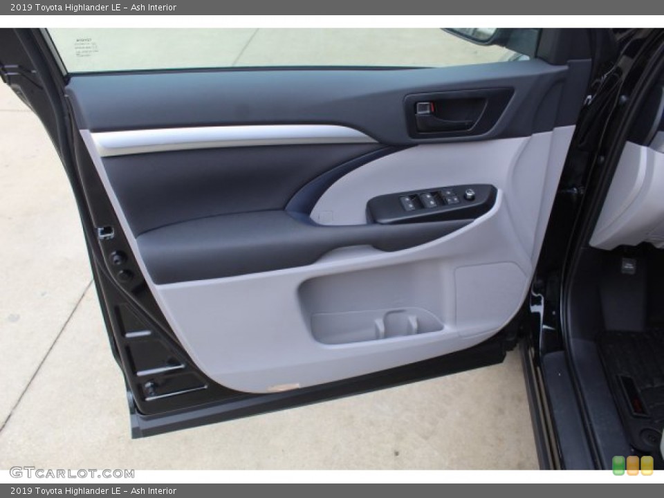 Ash Interior Door Panel for the 2019 Toyota Highlander LE #136625556
