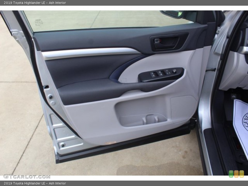 Ash Interior Door Panel for the 2019 Toyota Highlander LE #136625955