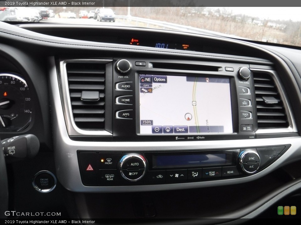 Black Interior Navigation for the 2019 Toyota Highlander XLE AWD #136632946