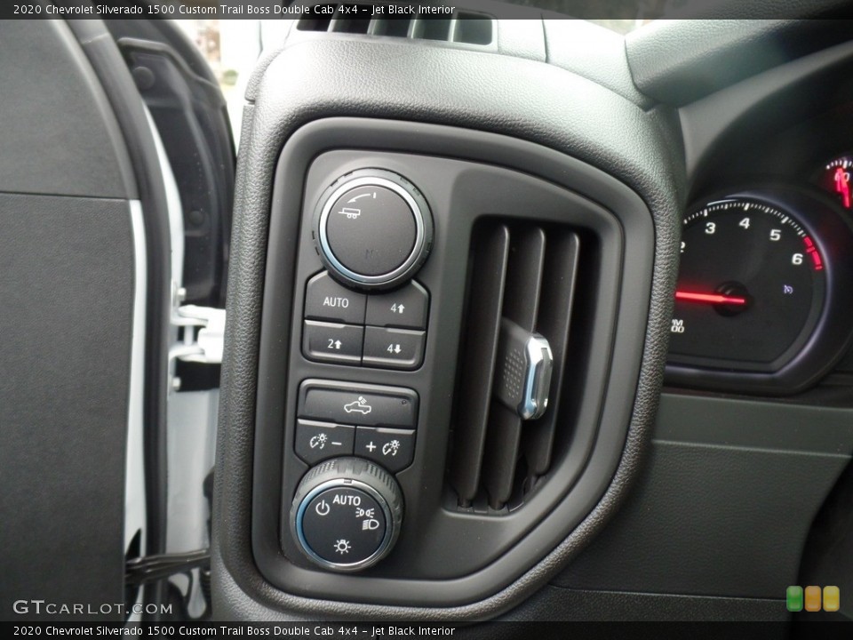 Jet Black Interior Controls for the 2020 Chevrolet Silverado 1500 Custom Trail Boss Double Cab 4x4 #136637449