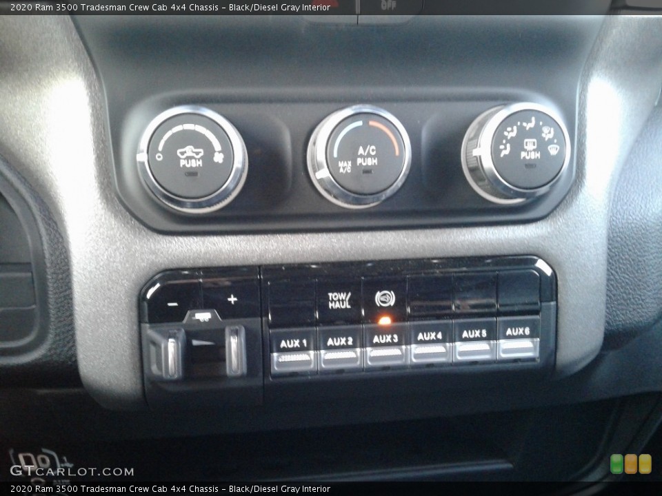 Black/Diesel Gray Interior Controls for the 2020 Ram 3500 Tradesman Crew Cab 4x4 Chassis #136639924