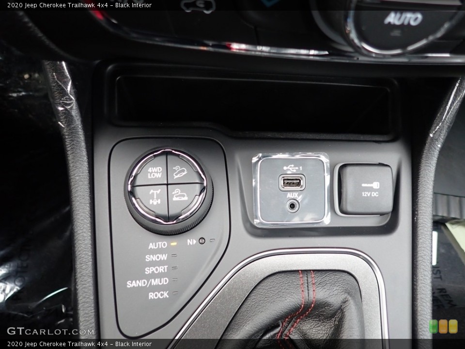 Black Interior Controls for the 2020 Jeep Cherokee Trailhawk 4x4 #136643617