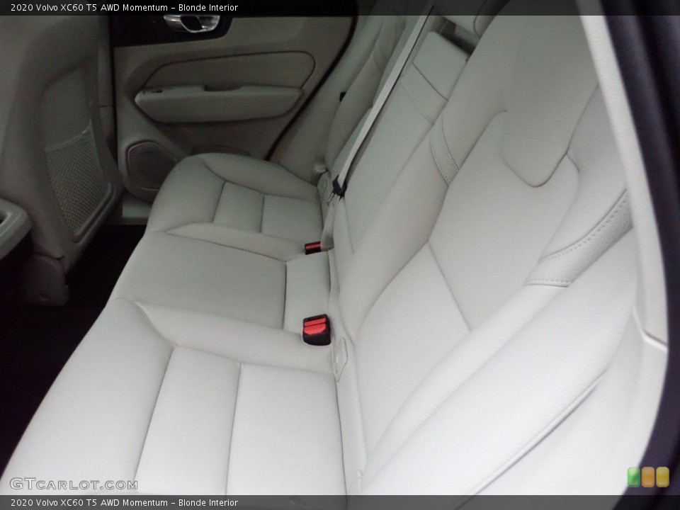 Blonde Interior Rear Seat for the 2020 Volvo XC60 T5 AWD Momentum #136685611
