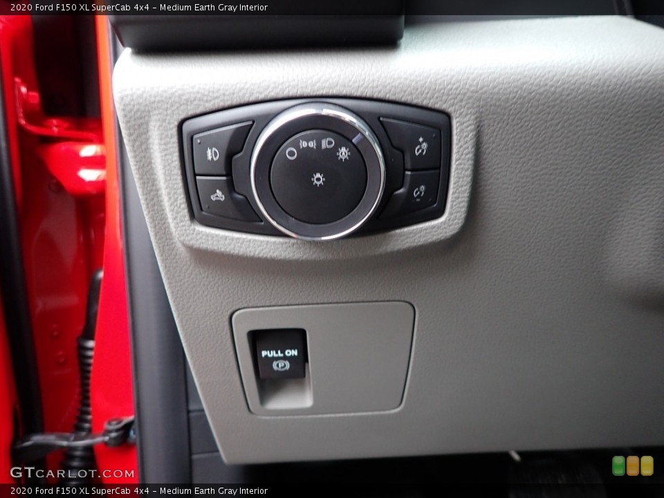 Medium Earth Gray Interior Controls for the 2020 Ford F150 XL SuperCab 4x4 #136719621