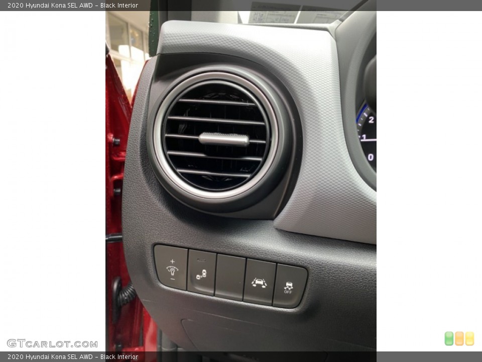 Black Interior Controls for the 2020 Hyundai Kona SEL AWD #136732606