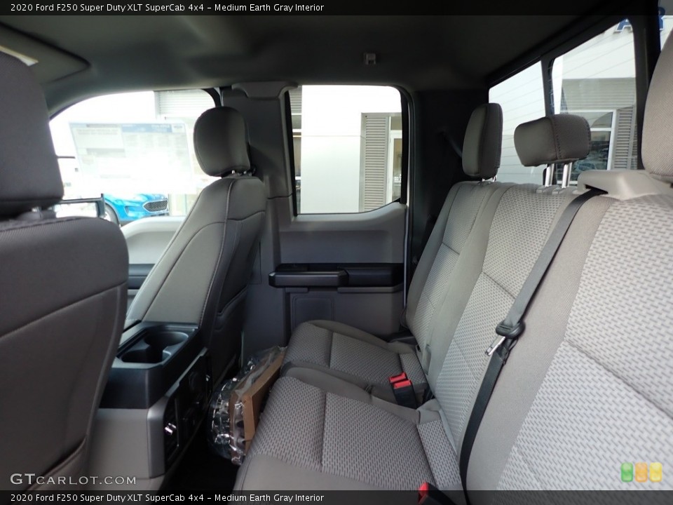 Medium Earth Gray Interior Rear Seat for the 2020 Ford F250 Super Duty XLT SuperCab 4x4 #136736797