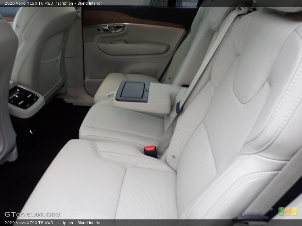 Blond Interior Rear Seat for the 2020 Volvo XC90 T6 AWD Inscription #136765756
