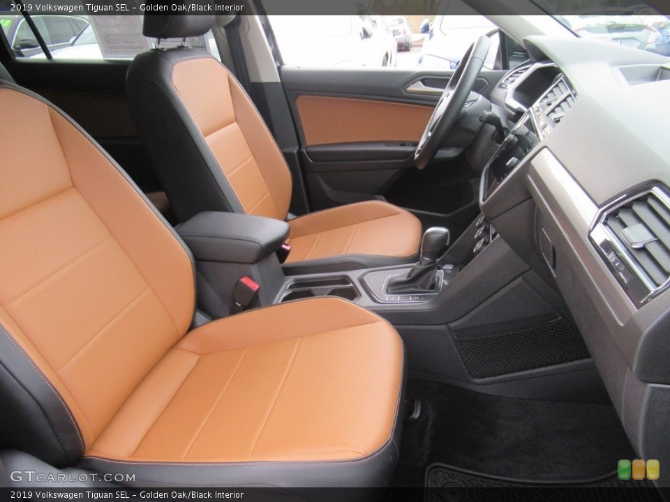 Golden Oak/Black Interior Front Seat for the 2019 Volkswagen Tiguan SEL #136816404