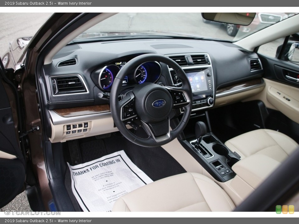 Warm Ivory Interior Photo for the 2019 Subaru Outback 2.5i #136823412