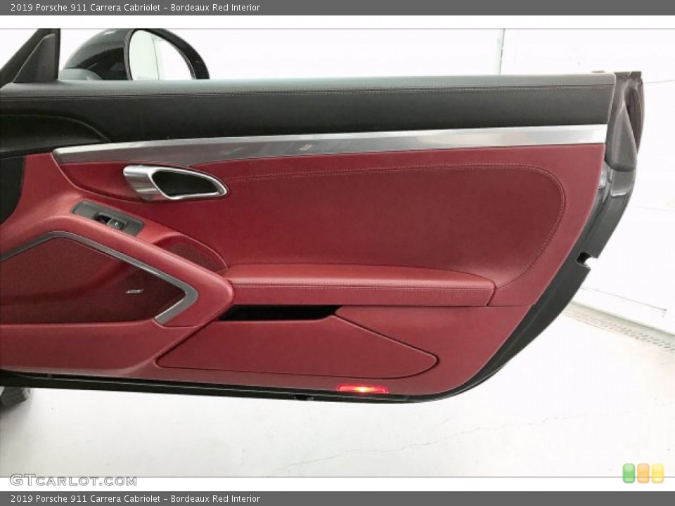 Bordeaux Red Interior Door Panel for the 2019 Porsche 911 Carrera Cabriolet #136835128