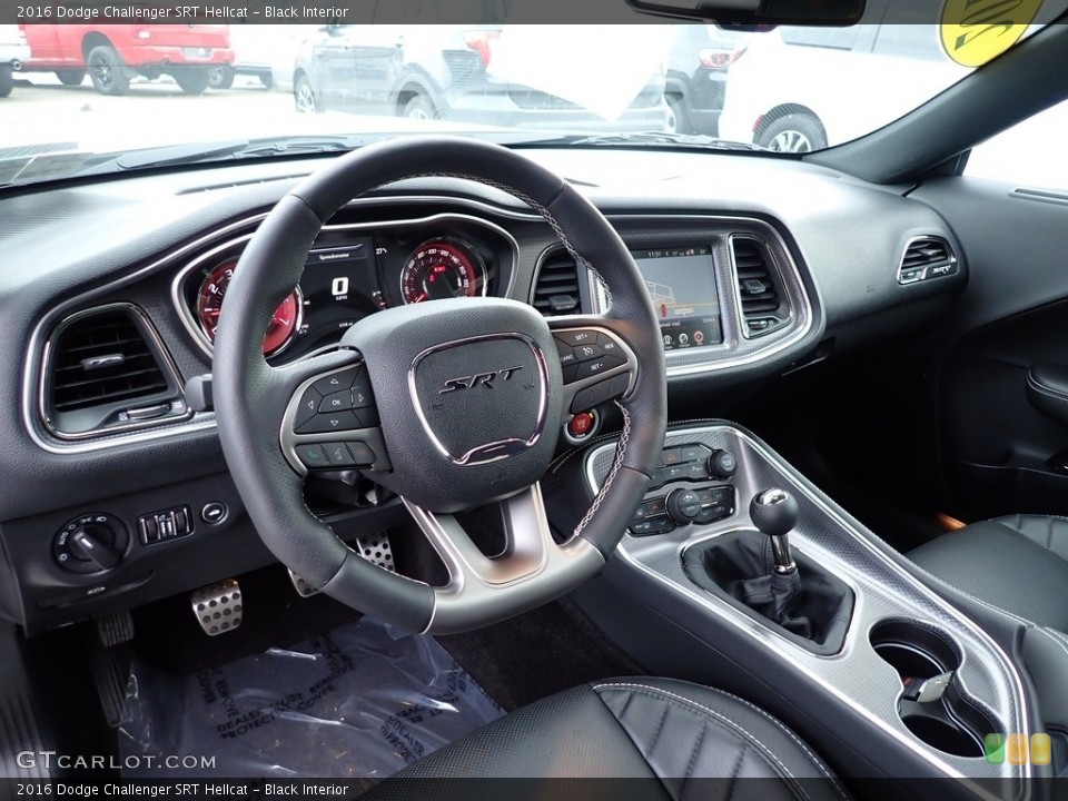 Black Interior Photo for the 2016 Dodge Challenger SRT Hellcat #136931376