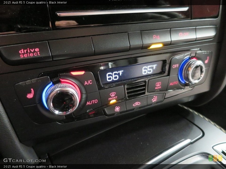 Black Interior Controls for the 2015 Audi RS 5 Coupe quattro #136934052