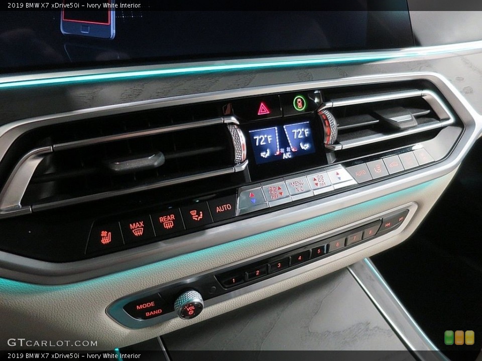 Ivory White Interior Controls for the 2019 BMW X7 xDrive50i #136934670