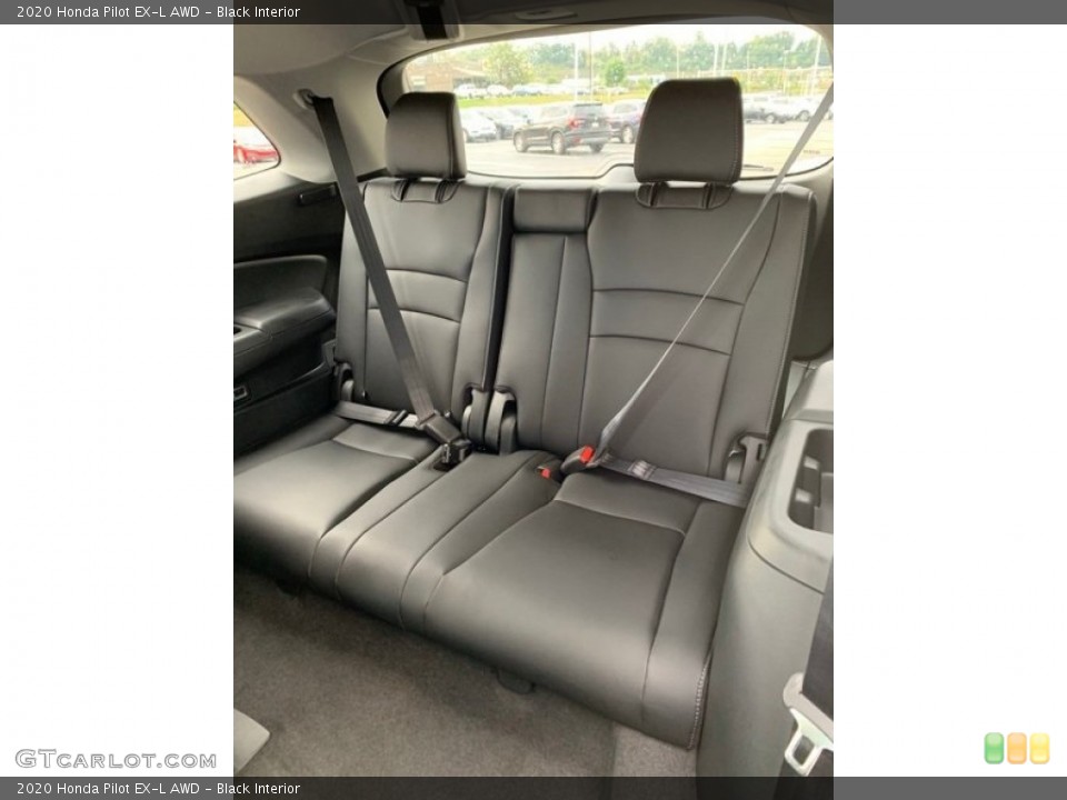 Black Interior Rear Seat for the 2020 Honda Pilot EX-L AWD #136948086