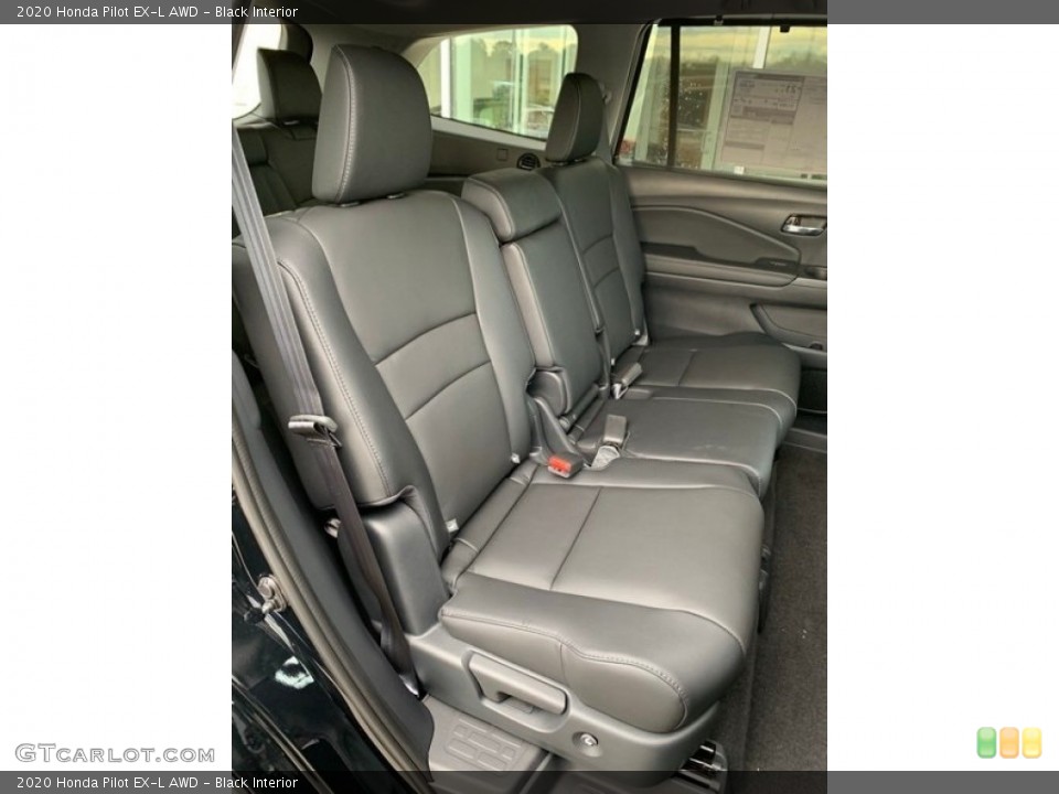 Black Interior Rear Seat for the 2020 Honda Pilot EX-L AWD #136948209