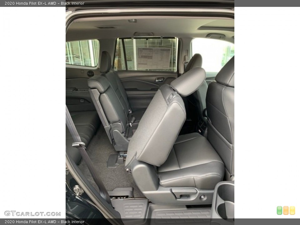 Black Interior Rear Seat for the 2020 Honda Pilot EX-L AWD #136948233