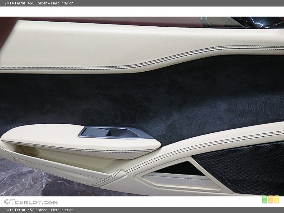 Nero Interior Door Panel for the 2014 Ferrari 458 Spider #136963670