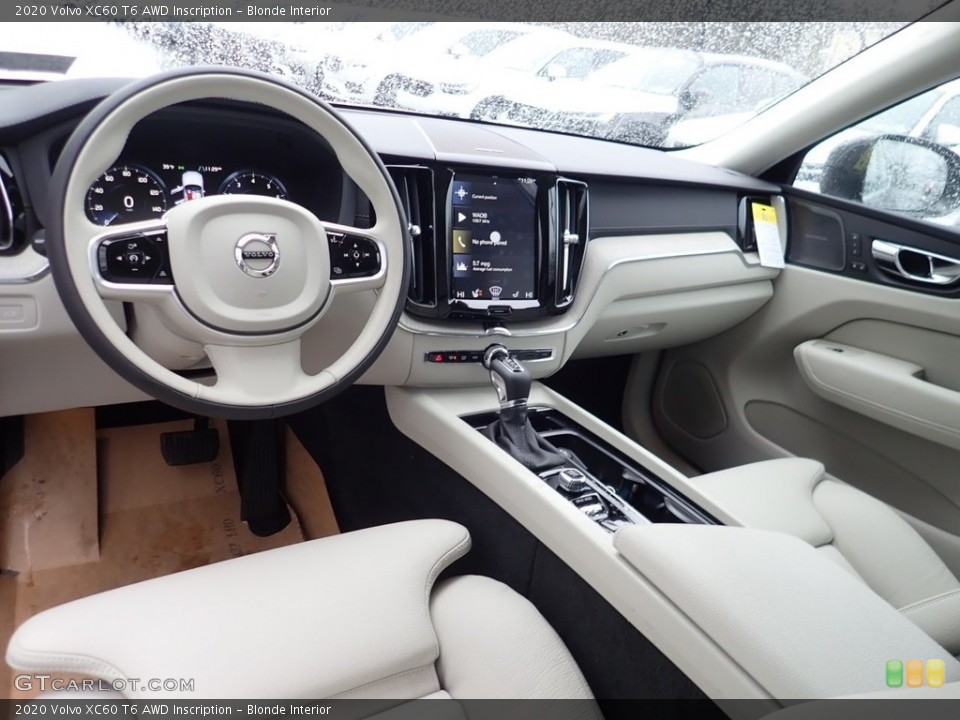 Blonde Interior Photo for the 2020 Volvo XC60 T6 AWD Inscription #136964202